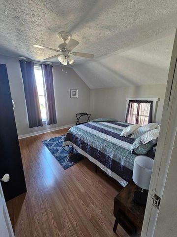 67 W Front Street, Logan, OH 43138
