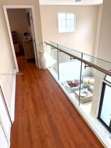 7770 NW 161st Ter, Miami Lakes, FL 33016