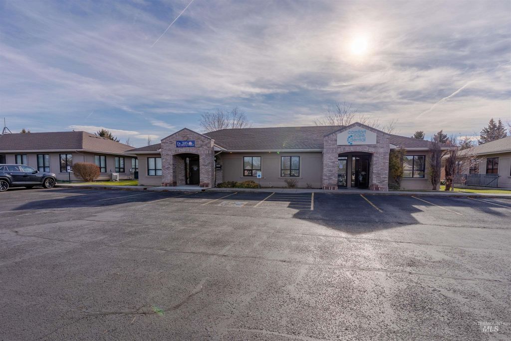 788 Eastland Drive B, Twin Falls, ID 83301