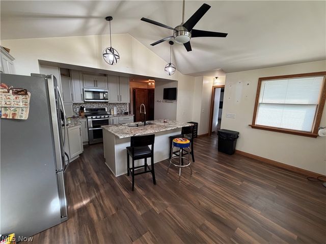 2204 Southeast Boulevard, Salem, OH 44460