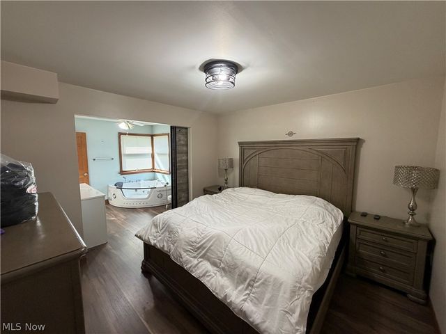 2204 Southeast Boulevard, Salem, OH 44460