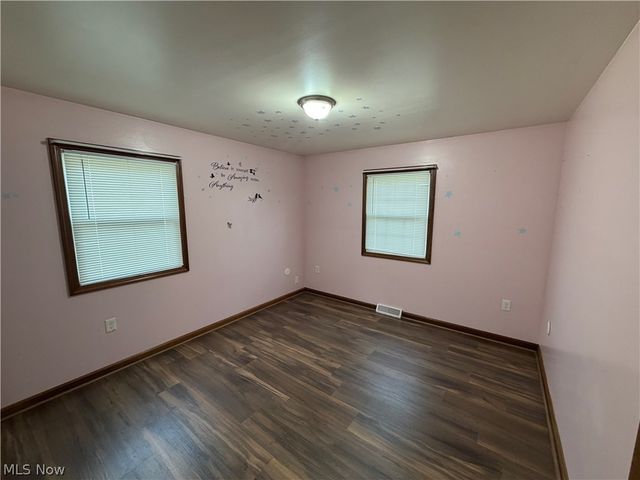 2204 Southeast Boulevard, Salem, OH 44460