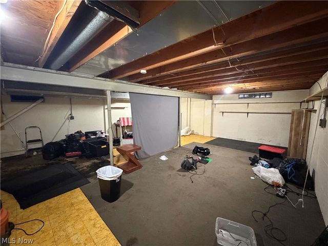 2204 Southeast Boulevard, Salem, OH 44460