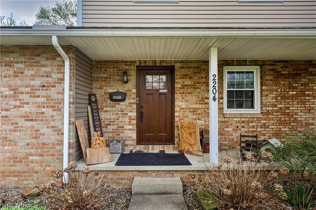 2204 Southeast Boulevard, Salem, OH 44460