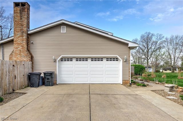2204 Southeast Boulevard, Salem, OH 44460
