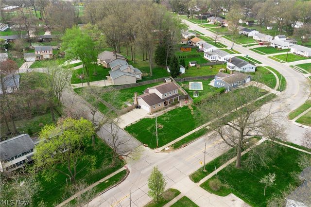2204 Southeast Boulevard, Salem, OH 44460