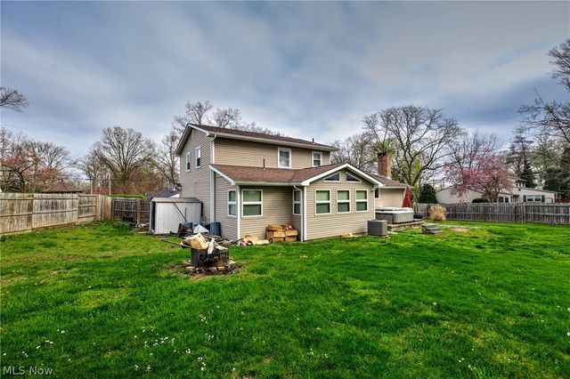 2204 Southeast Boulevard, Salem, OH 44460