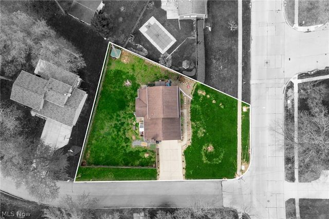 2204 Southeast Boulevard, Salem, OH 44460