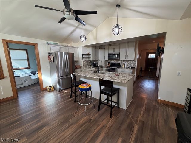 2204 Southeast Boulevard, Salem, OH 44460