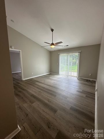 14108 Riding Hill Avenue, Charlotte, NC 28213