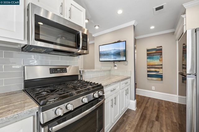 8035 Mountain View Dr C, Pleasanton, CA 94588