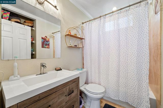 8035 Mountain View Dr C, Pleasanton, CA 94588