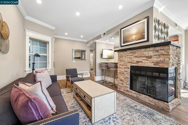 8035 Mountain View Dr C, Pleasanton, CA 94588