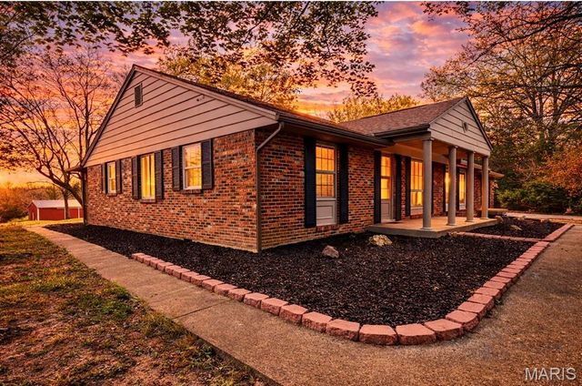 8117 Berry Road, Bonne Terre, MO 63628