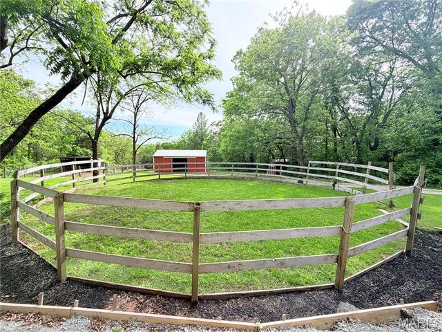 8117 Berry Road, Bonne Terre, MO 63628