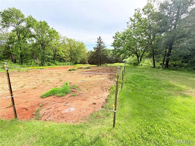 8117 Berry Road, Bonne Terre, MO 63628