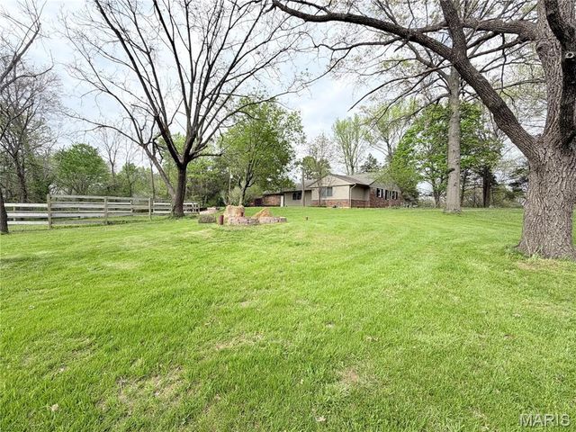 8117 Berry Road, Bonne Terre, MO 63628