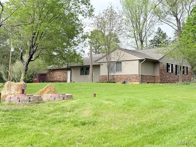 8117 Berry Road, Bonne Terre, MO 63628