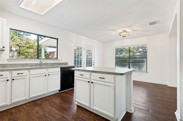 309 Sandlewood Lane, Cedar Hill, TX 75104