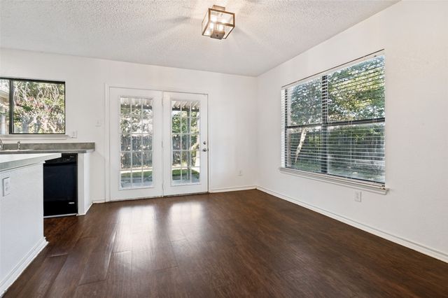 309 Sandlewood Lane, Cedar Hill, TX 75104