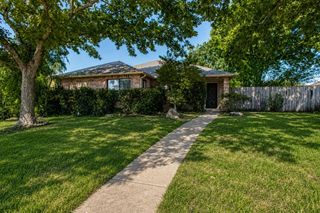 309 Sandlewood Lane, Cedar Hill, TX 75104