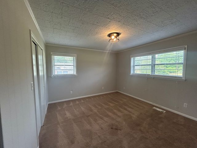 406 Park St, Ashford, AL 36312