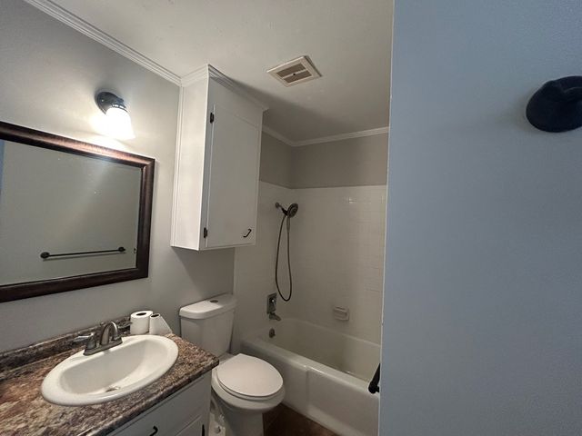 406 Park St, Ashford, AL 36312