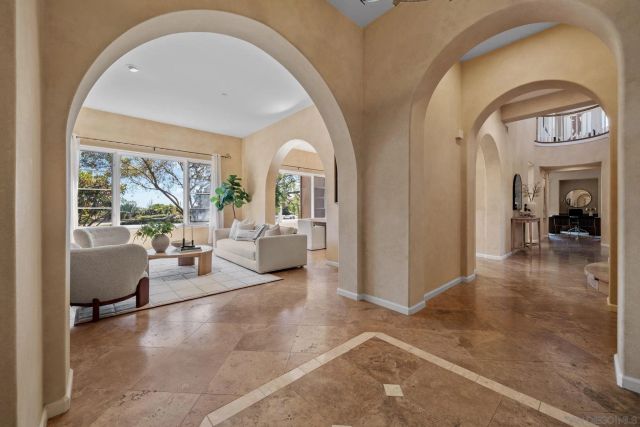17813 La Amapola, Rancho Santa Fe, CA 92067