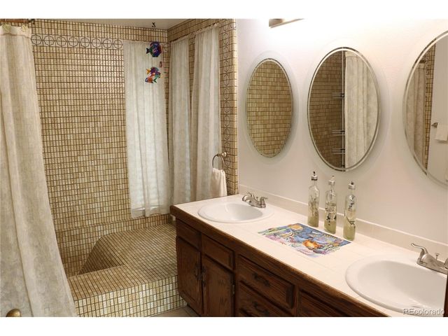 1508 Daphne St, Broomfield, CO 80020