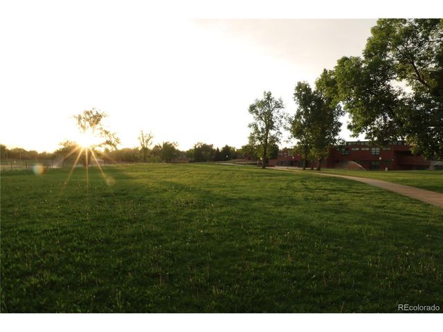 1508 Daphne St, Broomfield, CO 80020