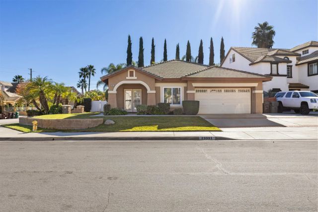 29991 Peach Tree Ct, Murrieta, CA 92563