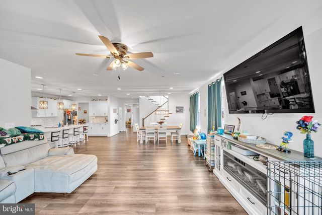 226 REDPOLL ALY, Clarksburg, MD 20871