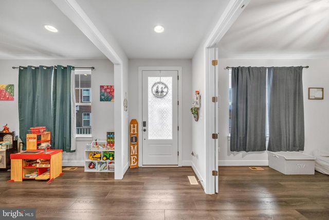 226 REDPOLL ALY, Clarksburg, MD 20871