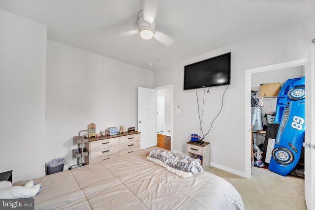 226 REDPOLL ALY, Clarksburg, MD 20871