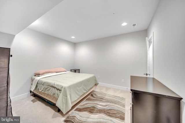 226 REDPOLL ALY, Clarksburg, MD 20871