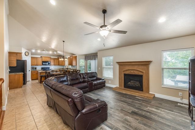 6372 W CERRO LN, West Valley City, UT 84128