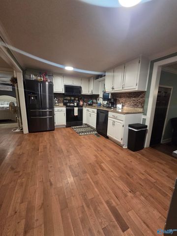 769 Mayberry Lane, Arab, AL 35016