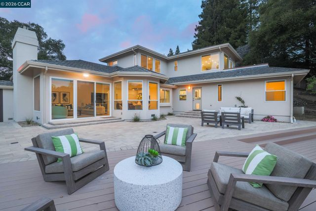 1 Oakview Terrace, Orinda, CA 94563