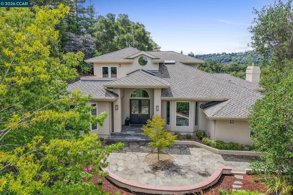 1 Oakview Terrace, Orinda, CA 94563
