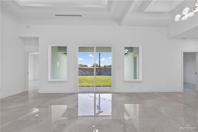 5116 W Burberry Street, Edinburg, TX 78541