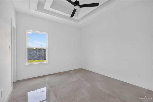 5116 W Burberry Street, Edinburg, TX 78541