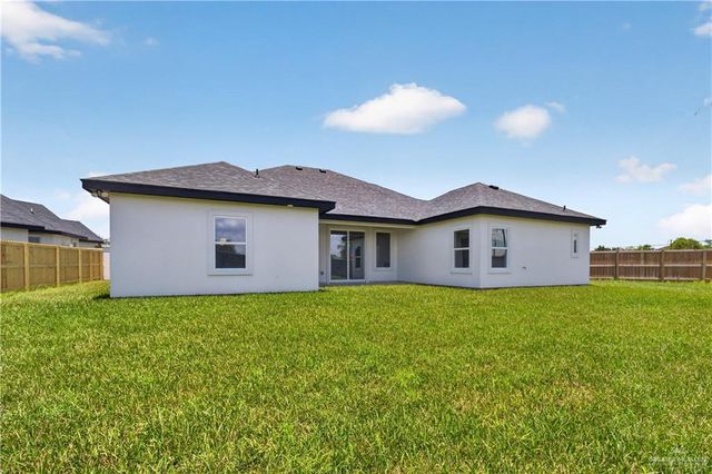 5116 W Burberry Street, Edinburg, TX 78541