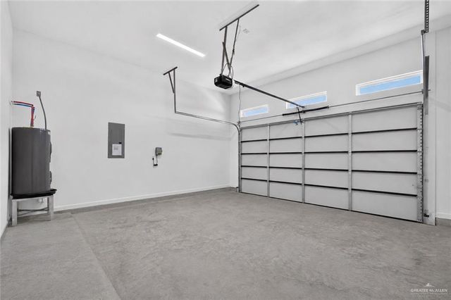 5116 W Burberry Street, Edinburg, TX 78541