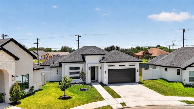 5116 W Burberry Street, Edinburg, TX 78541