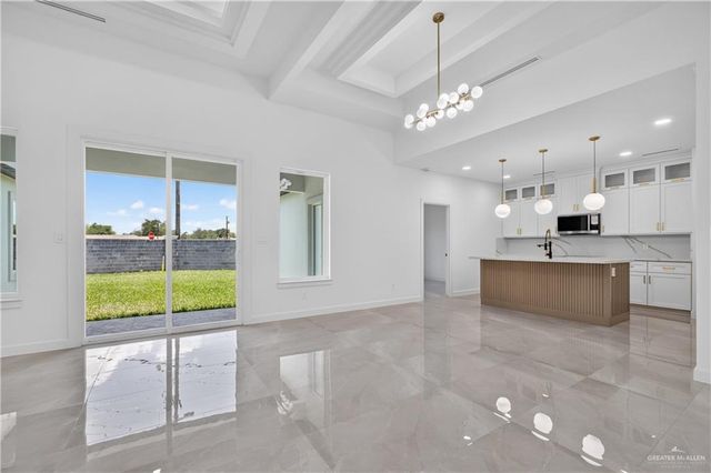 5116 W Burberry Street, Edinburg, TX 78541