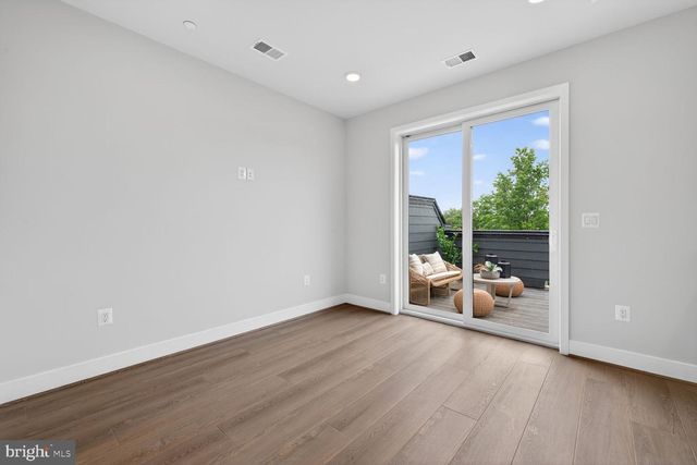 5963 JOSIAH HENSON PKWY, North Bethesda, MD 20852