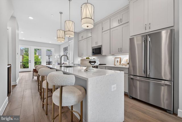 5963 JOSIAH HENSON PKWY, North Bethesda, MD 20852