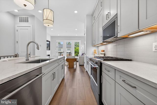 5963 JOSIAH HENSON PKWY, North Bethesda, MD 20852