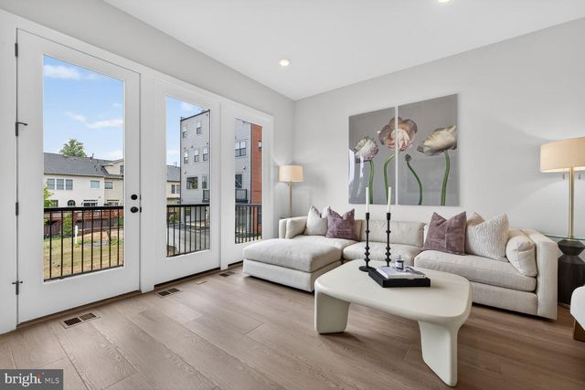 5963 JOSIAH HENSON PKWY, North Bethesda, MD 20852