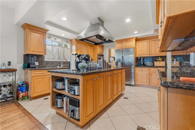 24409 Neece, Torrance, CA 90505